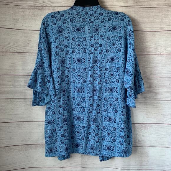 Ruby Ribbon Blue Floral Cardigan or Wrap Top Ruffle Sleeve Size Medium - Picture 5 of 13